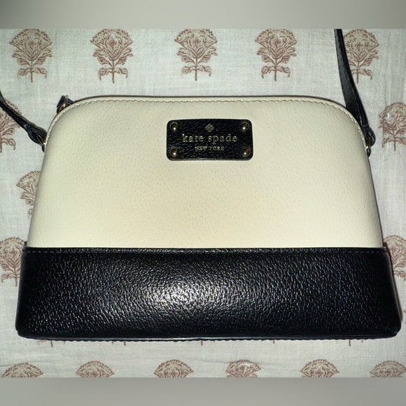 Kate Spade Black & Cream Crossbody - Picture 3 of 7